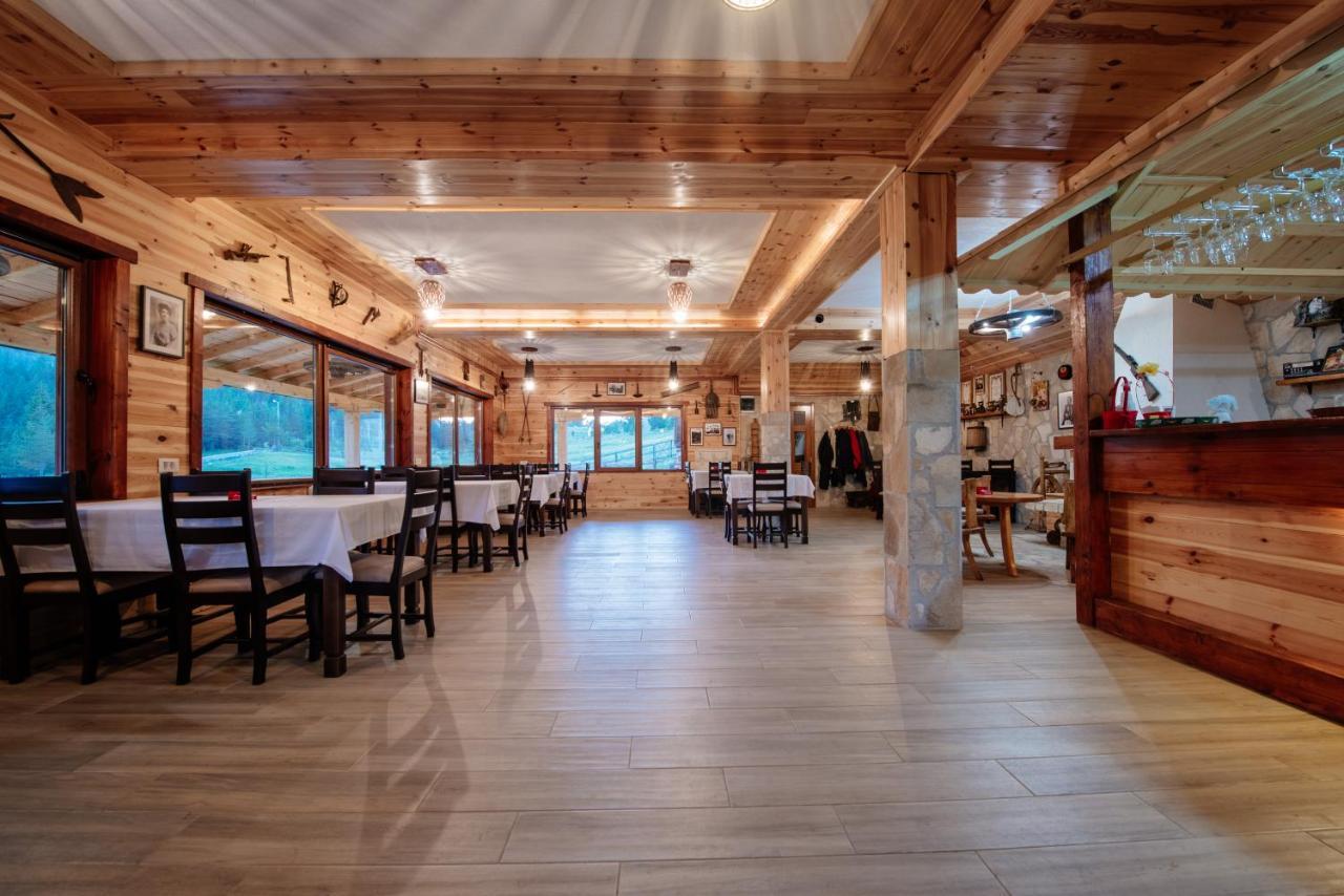 Hotel Etno Selo Zminica à Žabljak Extérieur photo
