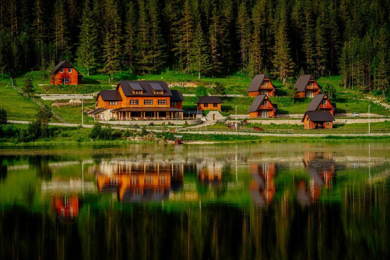 Hotel Etno Selo Zminica à Žabljak Extérieur photo