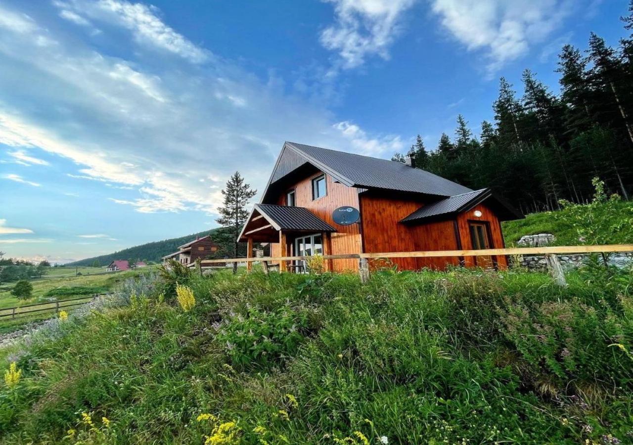 Hotel Etno Selo Zminica à Žabljak Extérieur photo
