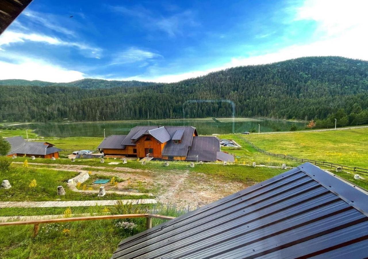 Hotel Etno Selo Zminica à Žabljak Extérieur photo