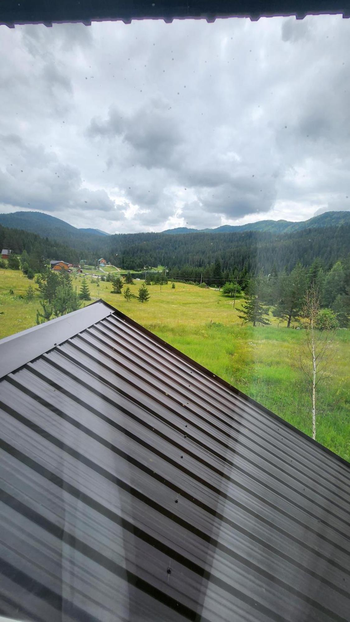 Hotel Etno Selo Zminica à Žabljak Extérieur photo