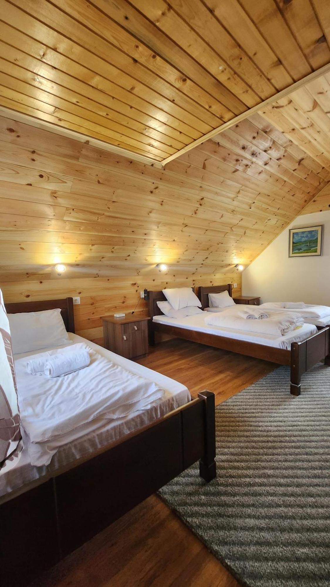 Hotel Etno Selo Zminica à Žabljak Chambre photo